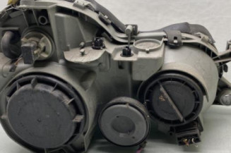 Optique avant principal gauche (feux)(phare) MERCEDES CLASSE CLK 208