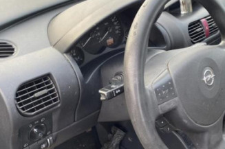 Feu arriere principal gauche (feux) OPEL CORSA C