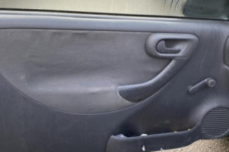 Serrure avant gauche OPEL CORSA C