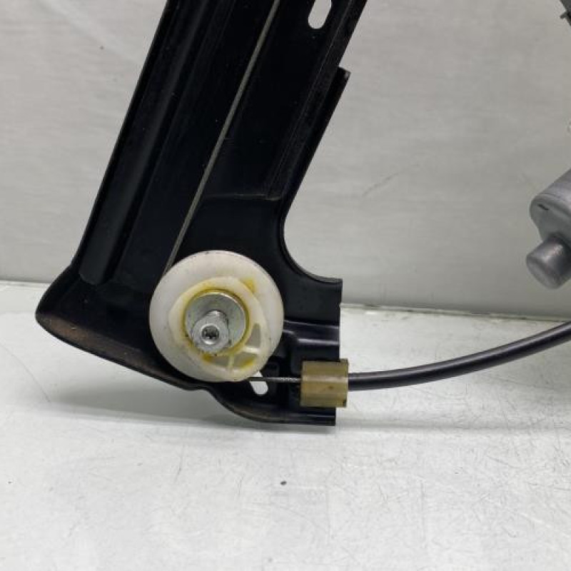 Leve vitre electrique arriere gauche CITROEN C6 Photo n°6