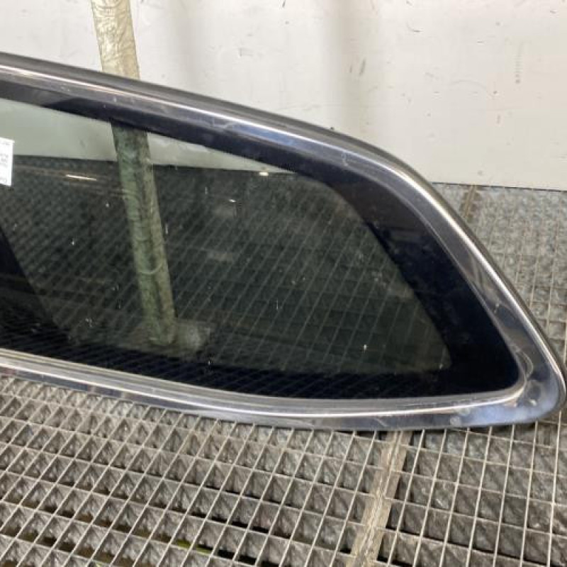 Custode arriere gauche PEUGEOT 308 2 SW Photo n°2