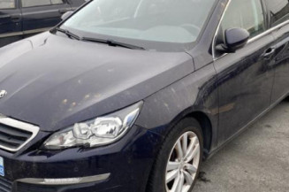 Pare boue arriere droit PEUGEOT 308 2 SW