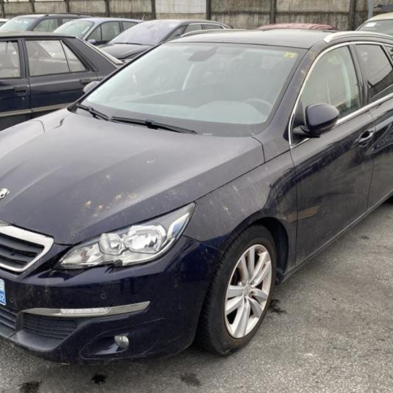 Pare boue arriere droit PEUGEOT 308 2 SW Photo n°5