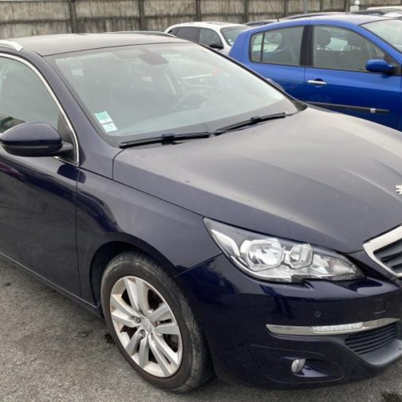 Pare boue arriere droit PEUGEOT 308 2 SW Photo n°6