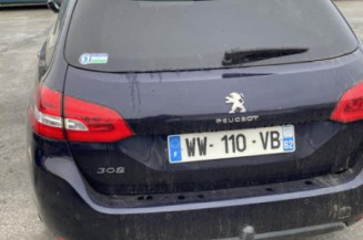 Pare boue arriere droit PEUGEOT 308 2 SW