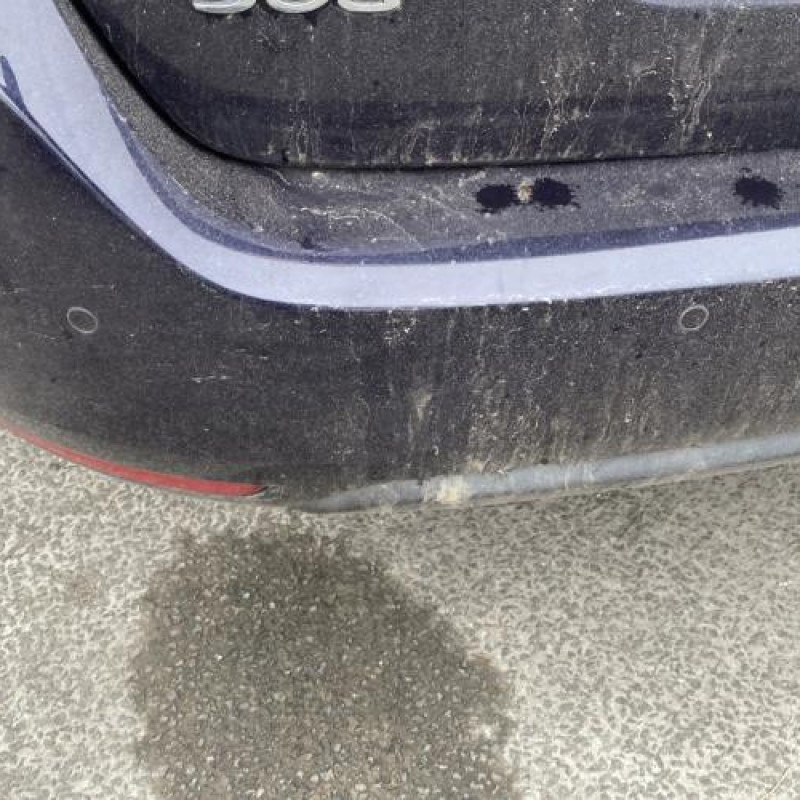 Pare boue arriere droit PEUGEOT 308 2 SW Photo n°10