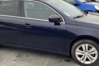Pare boue arriere droit PEUGEOT 308 2 SW