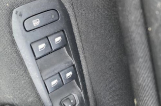 Pare boue arriere droit PEUGEOT 308 2 SW