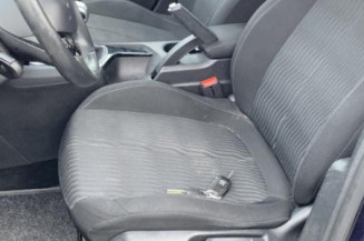 Pare boue arriere droit PEUGEOT 308 2 SW