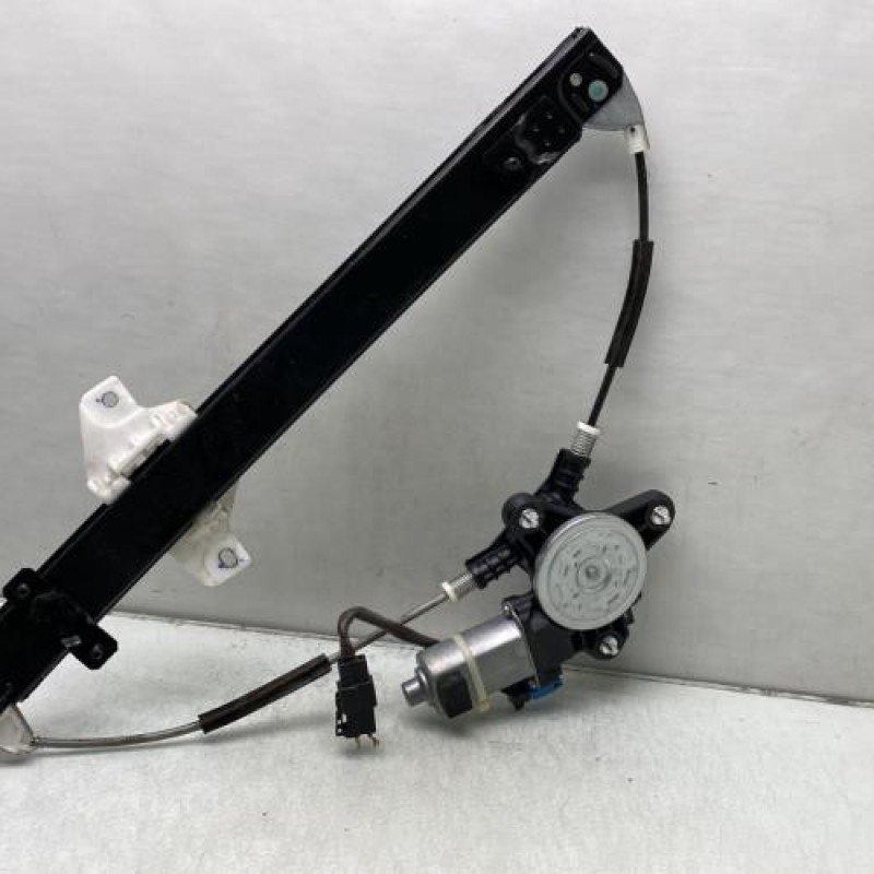 Leve vitre electrique avant gauche CHEVROLET SPARK Photo n°6