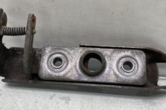 Fermeture de capot MERCEDES SPRINTER 2 Photo n°1