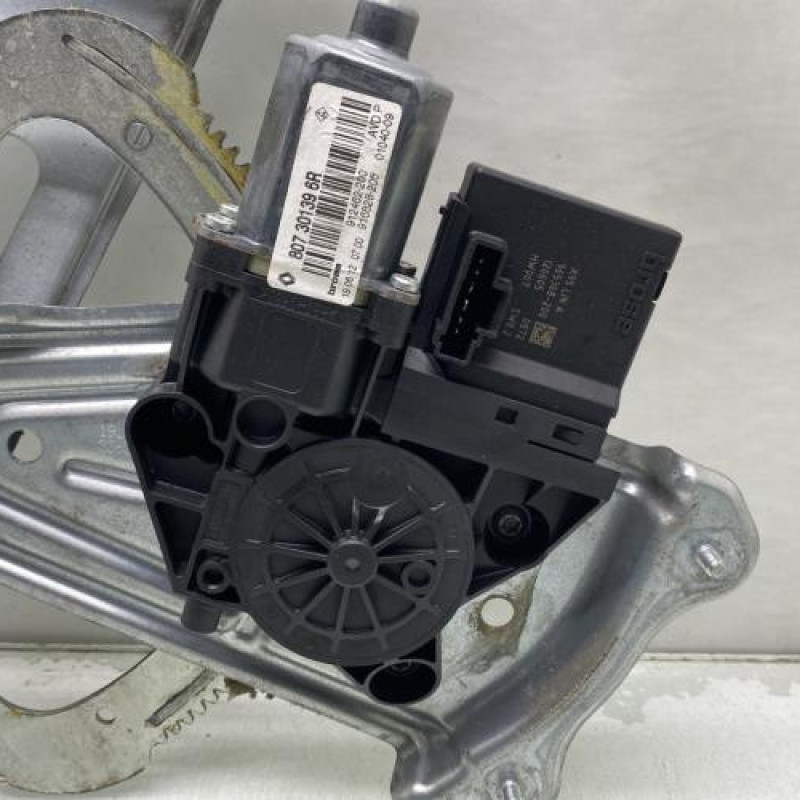 Leve vitre electrique avant droit RENAULT MEGANE 3 Photo n°3