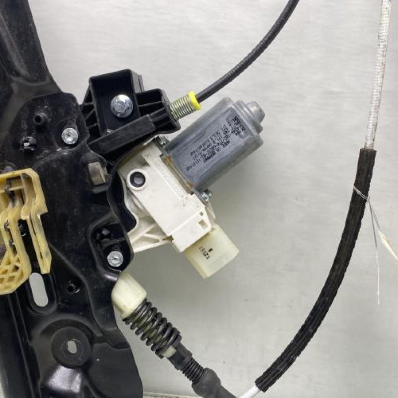 Leve vitre electrique avant gauche BMW SERIE 5 F11 Photo n°4