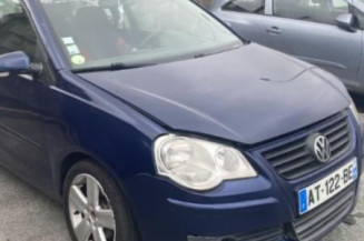 Leve vitre electrique avant gauche VOLKSWAGEN POLO 4