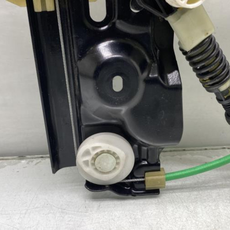 Leve vitre electrique avant droit BMW SERIE 5 F11 Photo n°2