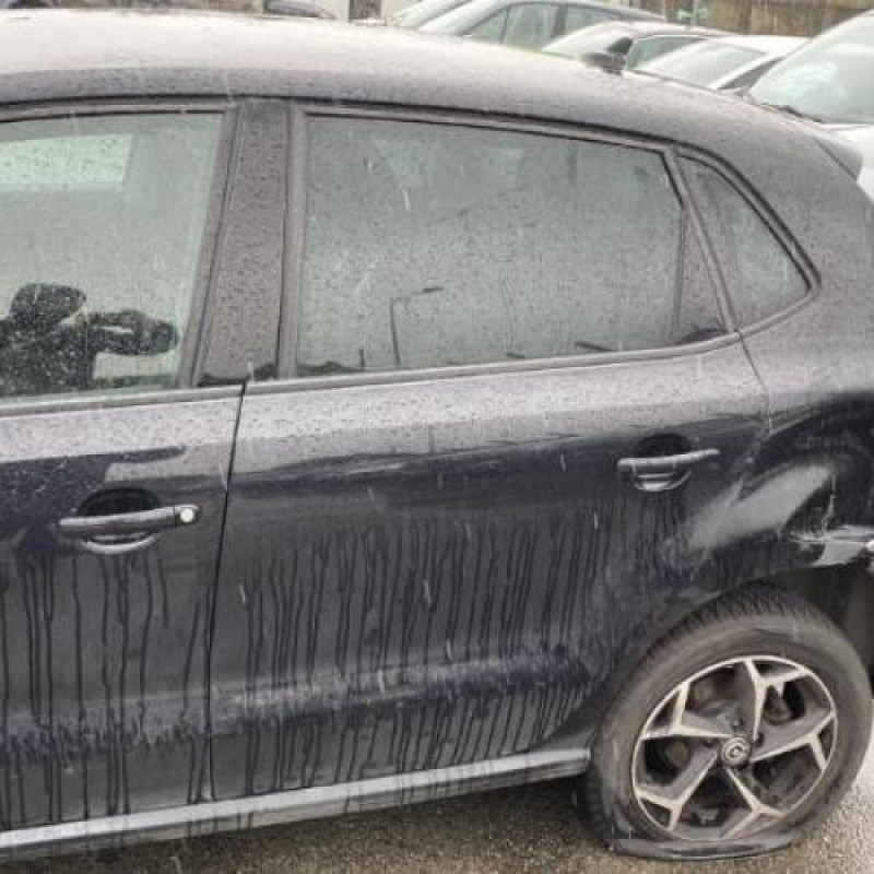 Leve vitre electrique avant droit VOLKSWAGEN POLO 5 Photo n°16