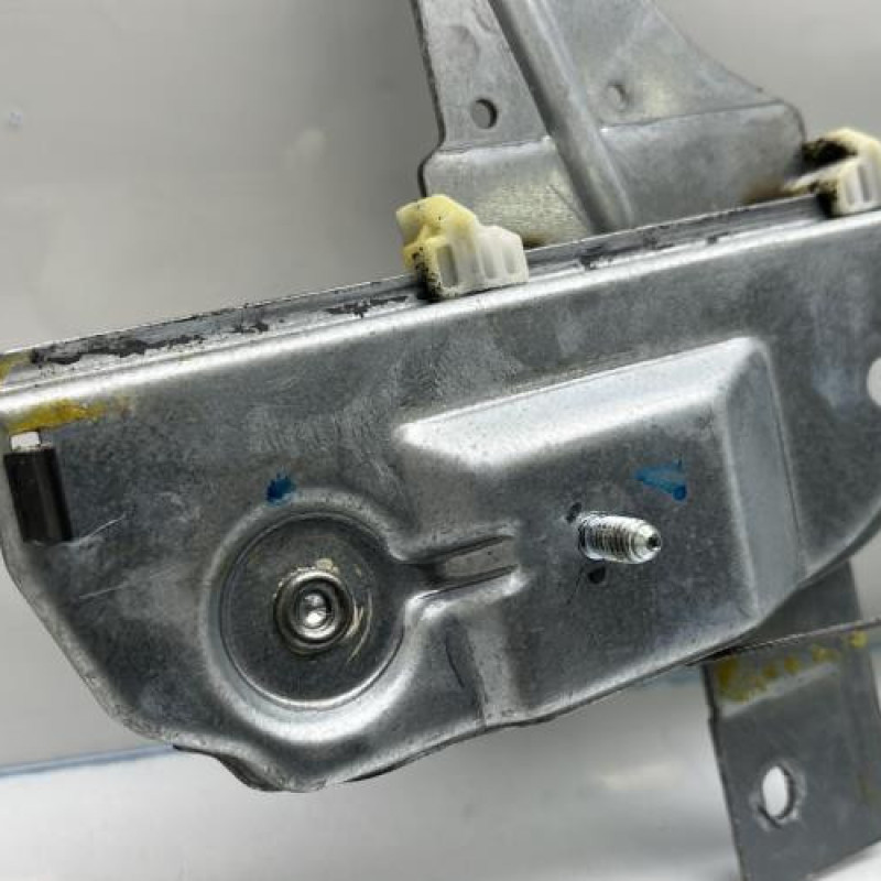 Leve vitre electrique avant droit PEUGEOT 208 1 Photo n°2