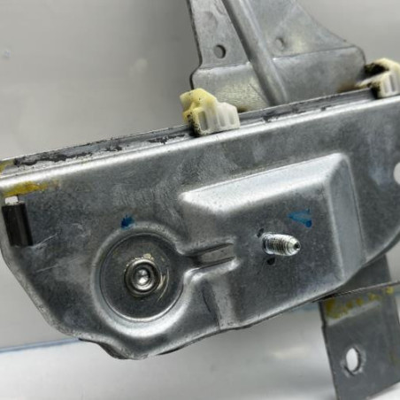 Leve vitre electrique avant droit PEUGEOT 208 1