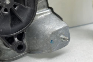 Leve vitre electrique avant droit PEUGEOT 208 1