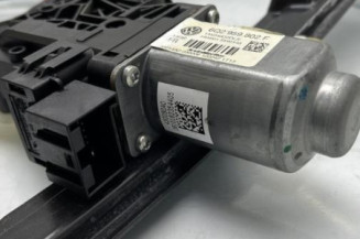 Leve vitre electrique avant gauche VOLKSWAGEN POLO 4