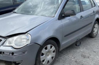Leve vitre electrique avant gauche VOLKSWAGEN POLO 4