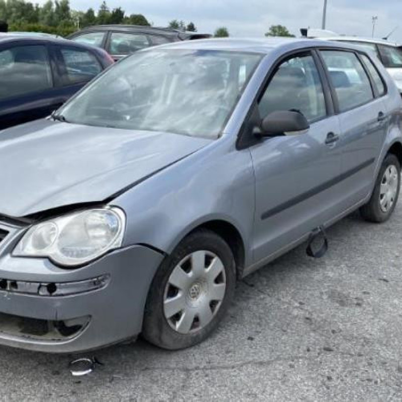 Leve vitre electrique avant gauche VOLKSWAGEN POLO 4 Photo n°8