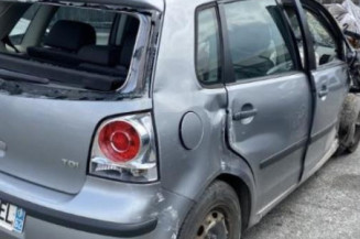 Leve vitre electrique avant gauche VOLKSWAGEN POLO 4
