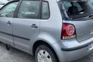 Leve vitre electrique avant gauche VOLKSWAGEN POLO 4