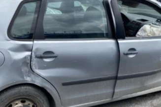 Leve vitre electrique avant gauche VOLKSWAGEN POLO 4