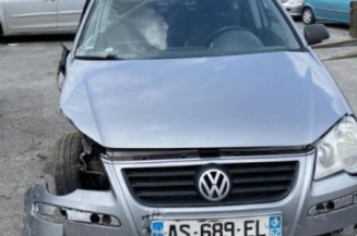 Leve vitre electrique avant gauche VOLKSWAGEN POLO 4