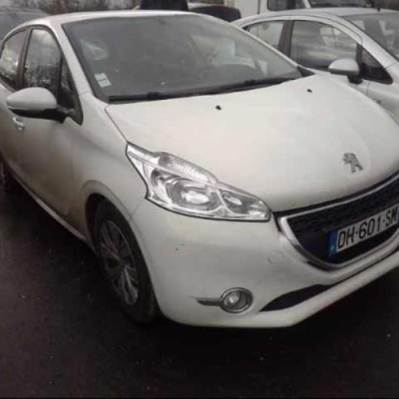 Leve vitre electrique avant gauche PEUGEOT 208 1 Photo n°9