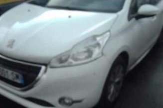 Leve vitre electrique avant gauche PEUGEOT 208 1