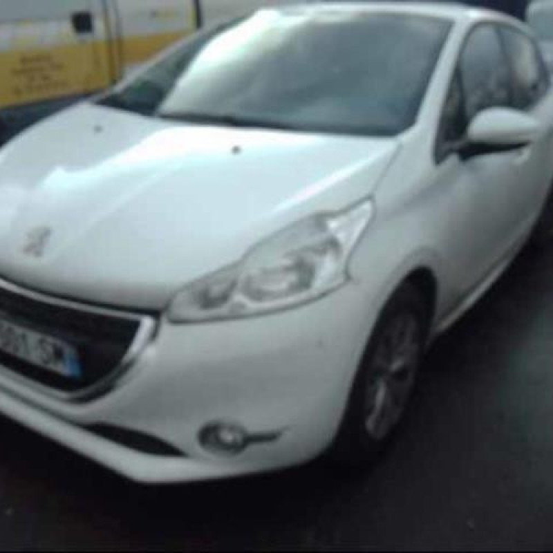 Leve vitre electrique avant gauche PEUGEOT 208 1 Photo n°10
