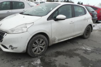 Leve vitre electrique avant gauche PEUGEOT 208 1