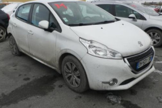 Leve vitre electrique avant gauche PEUGEOT 208 1