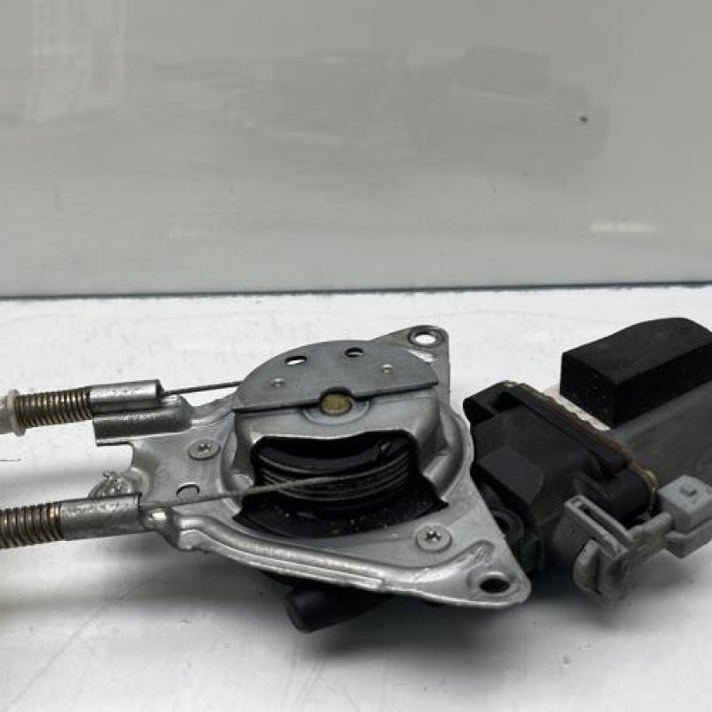 Leve vitre electrique avant droit PEUGEOT 306 Photo n°4