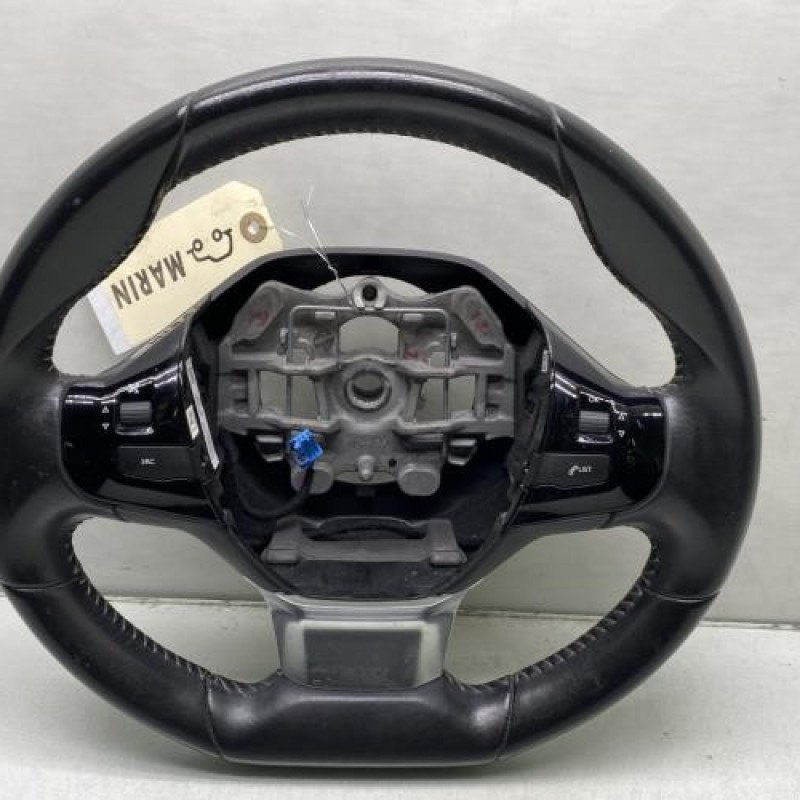 Volant PEUGEOT 308 2 SW Photo n°1