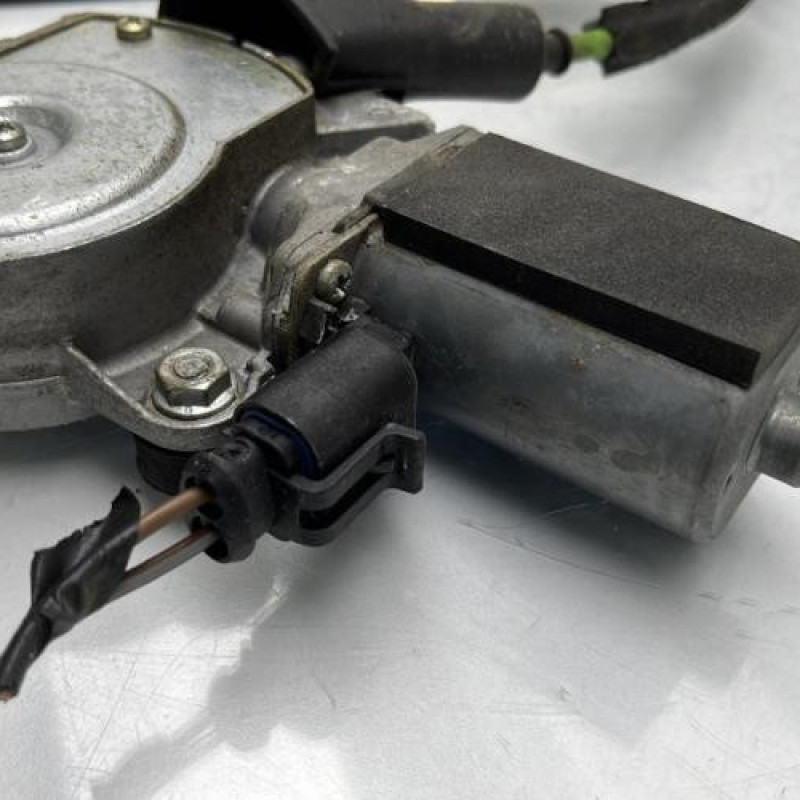 Leve vitre electrique avant droit ALFA ROMEO 147 Photo n°6