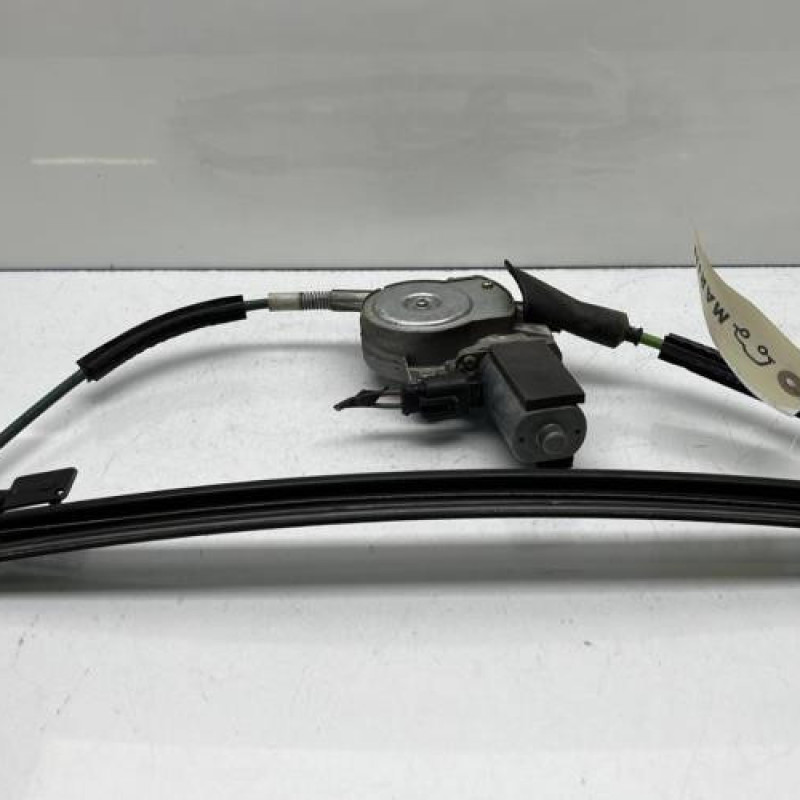 Leve vitre electrique avant droit ALFA ROMEO 147 Photo n°8