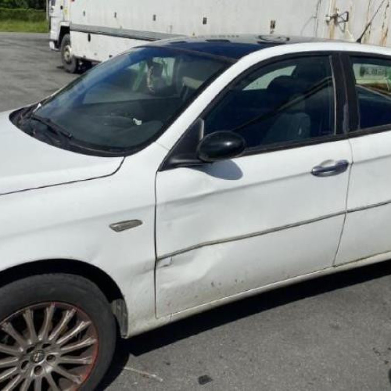 Leve vitre electrique avant droit ALFA ROMEO 147 Photo n°17