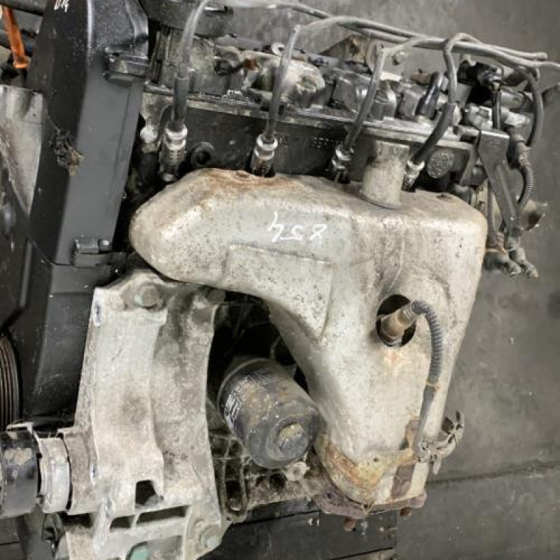 Moteur VOLKSWAGEN POLO 3 Photo n°4