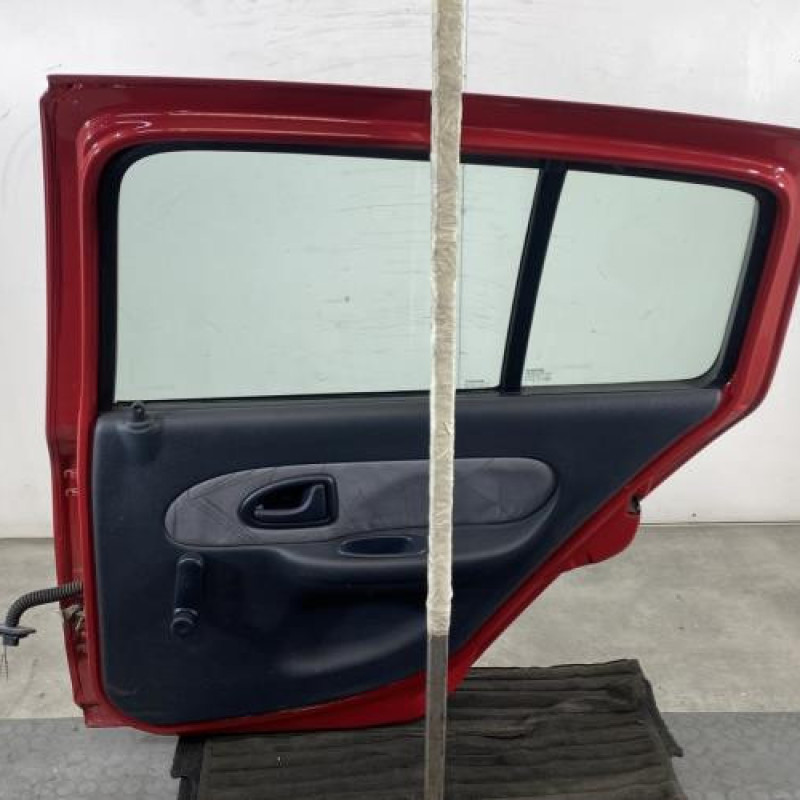 Porte arriere droit RENAULT CLIO 2 Photo n°7