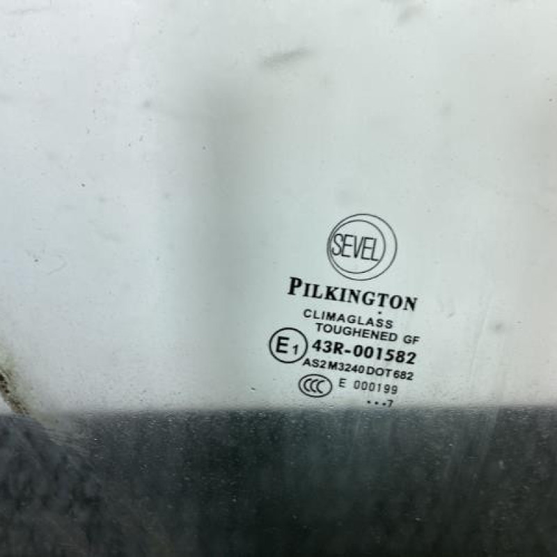 Vitre avant droit PEUGEOT BOXER 3 Photo n°3
