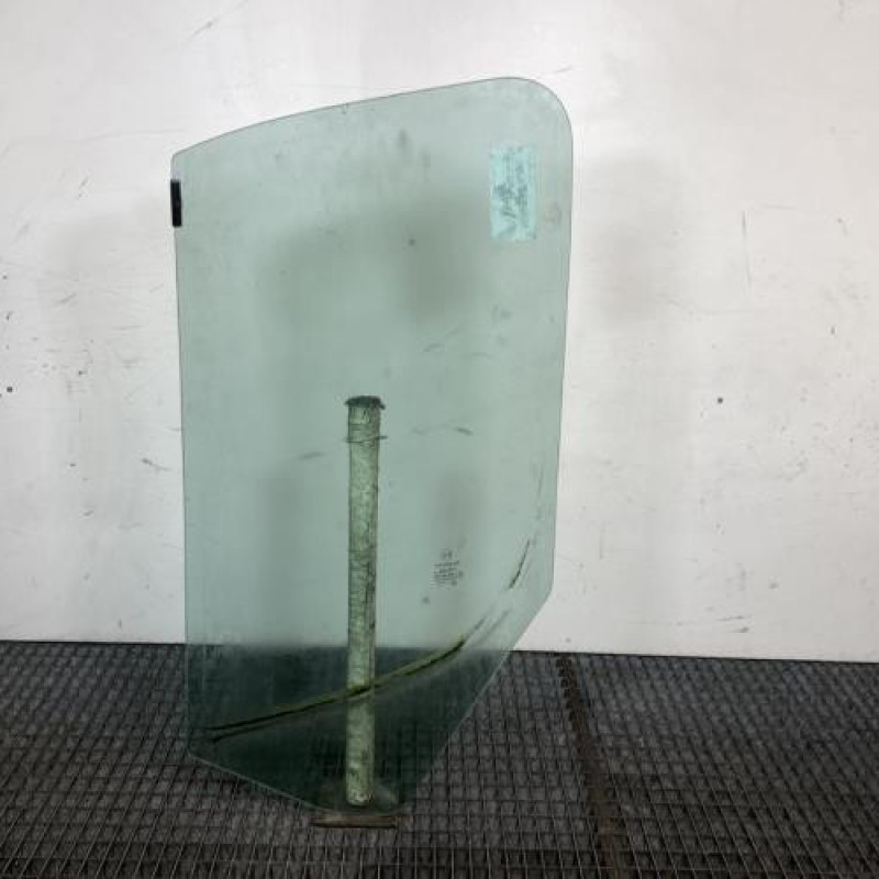 Vitre avant droit PEUGEOT BOXER 3 Photo n°6