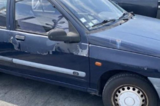 Porte avant gauche RENAULT CLIO 1