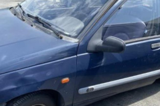 Porte avant gauche RENAULT CLIO 1