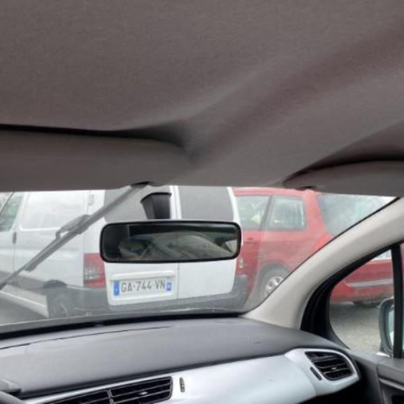 Vitre avant droit CITROEN C3 2 Photo n°19