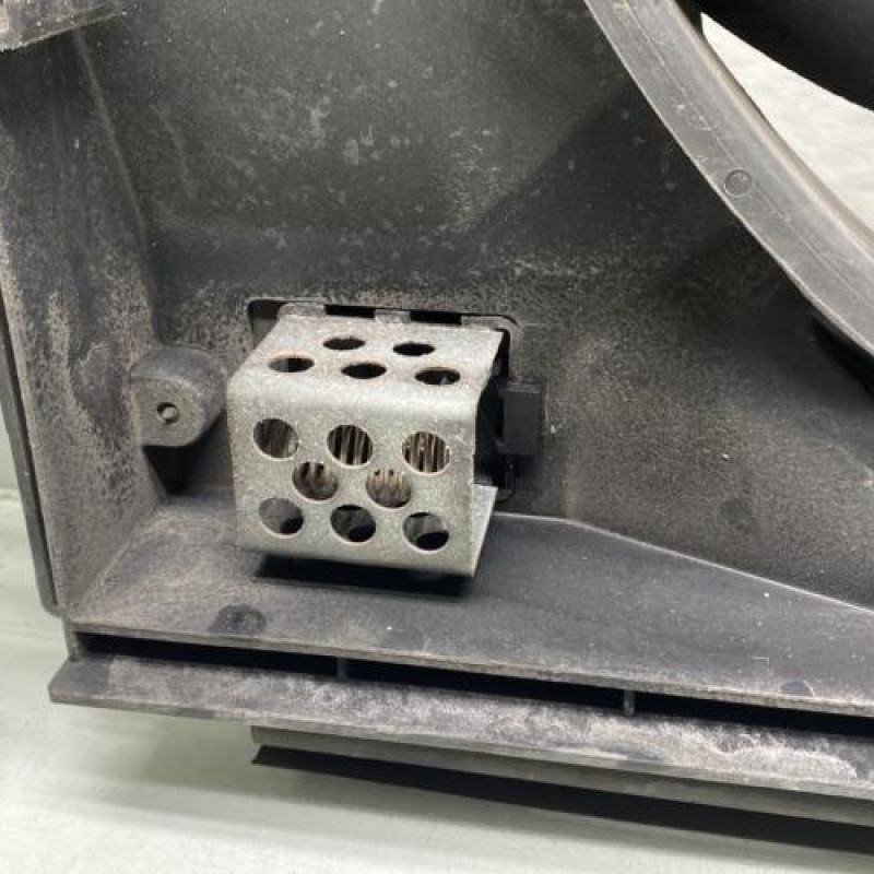 Moto ventilateur radiateur CITROEN C4 PICASSO 2 Photo n°3