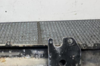 Renfort pare choc avant (traverse) VOLKSWAGEN POLO 3