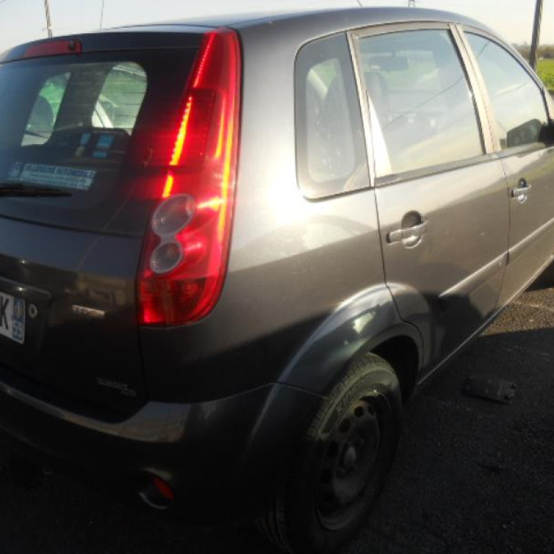 Moteur essuie glace avant FORD FIESTA 5 Photo n°9